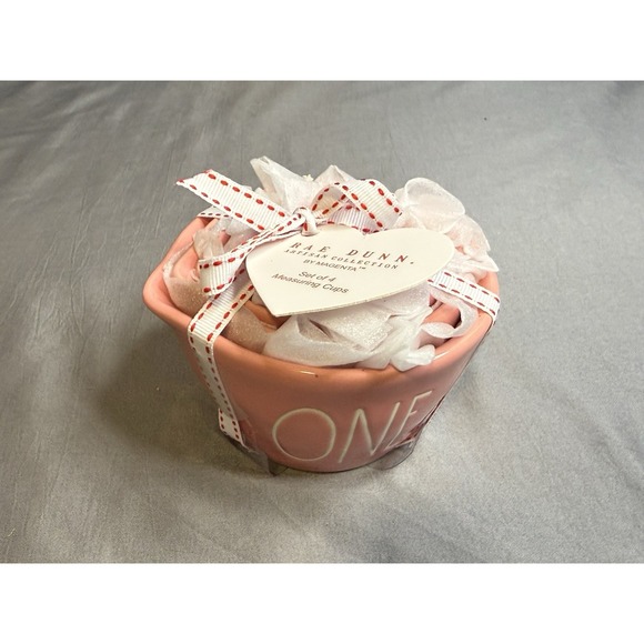 New Rae Dunn Valentine Easter Colar Pink Heart Measuring Cups - Picture 3 of 4